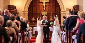 Trauung: Standesamt, Kirche oder freie Trauung? Ein unterhaltsamer Leitfaden für Brautpaare